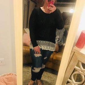 Daytrip black sweater from Buckle